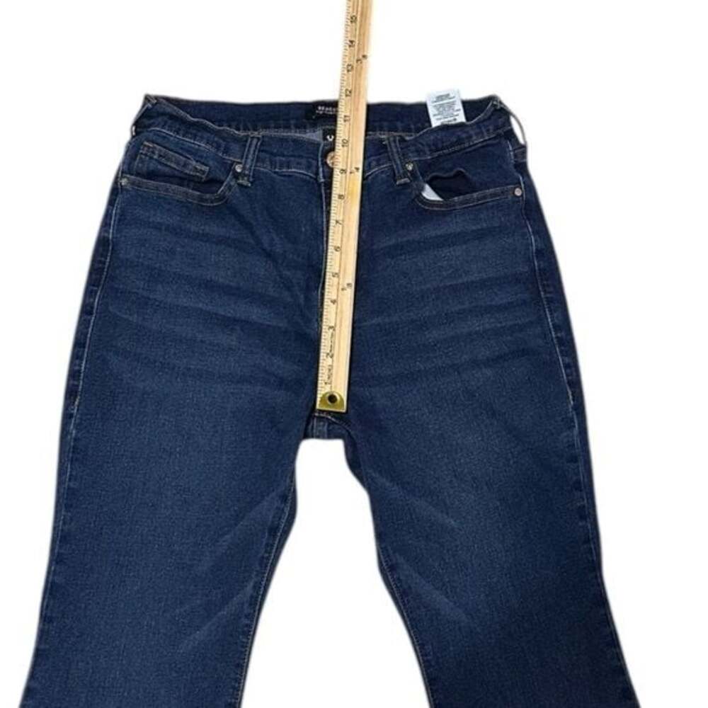 True Religion High Rise Flare Size 29 - Picture 4 of 6
